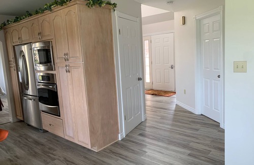 Charlottetown House | The Liberty House (Elegant, Stylish, Spacious)