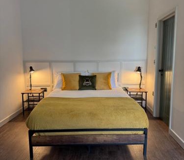 Stapleton Apartment | The Library Cottage at The Old Library