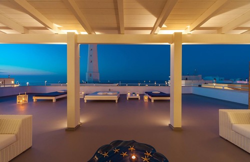 Torre Canne House | the lighthouse on the beach
