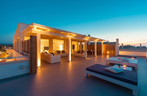 Torre Canne House | the lighthouse on the beach