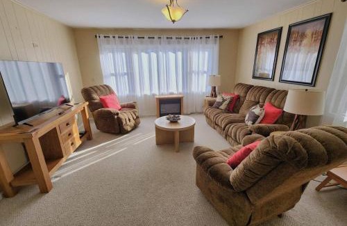 Chestertown House | The Lily Pad at Loon Lake near Gore Mountain
