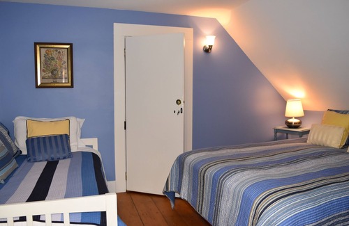 West Woodstock Hotel | The Lincoln Inn & Restaurant At The Covered Bridge