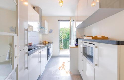 Montevrain Apartment | The Little Cook, 8 pers 10 min Disneyland Paris