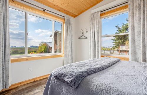 Lynden House | The Little Farmhouse at Oostema Farmstead