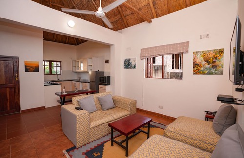 Victoria Falls Cabin | The Little Outlook