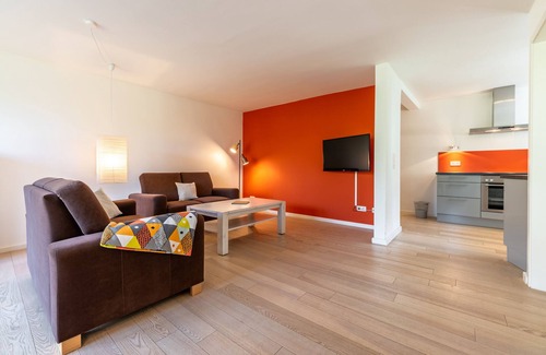 Wyk auf Foehr Apartment | The location is heavenly quiet on the outskirts of the city, surrounded by green trees.