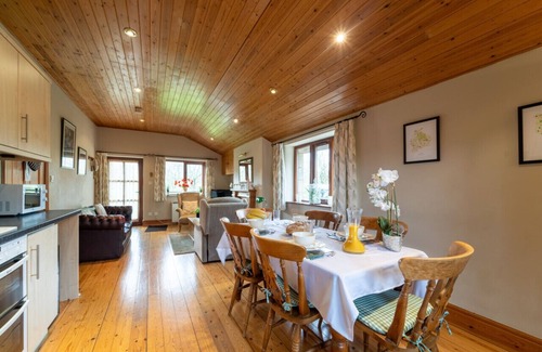 Fence Cottage | The lodge at Horton Hall Farm