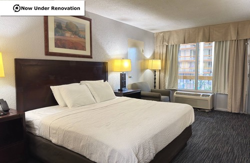Bridgeton Hotel | The Lodge Hotel and Banquets