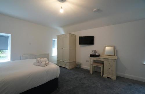 Dunmore Hotel | The Lodge