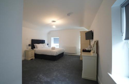 Dunmore Hotel | The Lodge