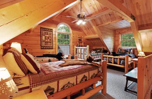 Minocqua House | The Lodge on Booth Lake - 2 Bed 2 Bath Vacation home in Minocqua