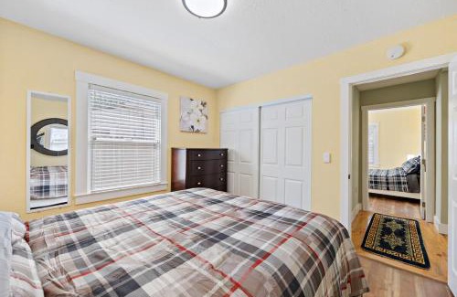 North Oak Park House | The Loft Nest 7 minutes Walk to UC Davis