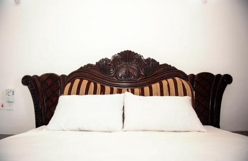 Mombasa Apartment | the lofthouses