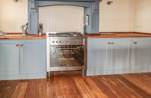 Berwick-upon-Tweed Cottage | The Long Barn