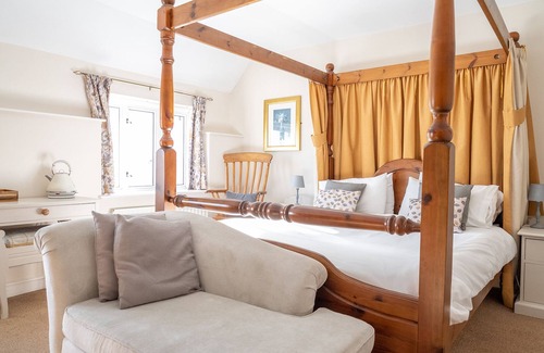 Chard Hotel | The Lordleaze Hotel And Restaurant