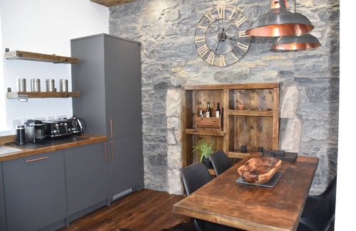 Oban Apartment | The Lowry . Where elegance meets Luxury!