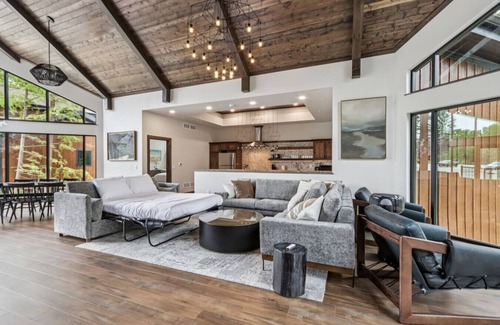 Lake Delton Cabin | The Maple at Treetop Villas