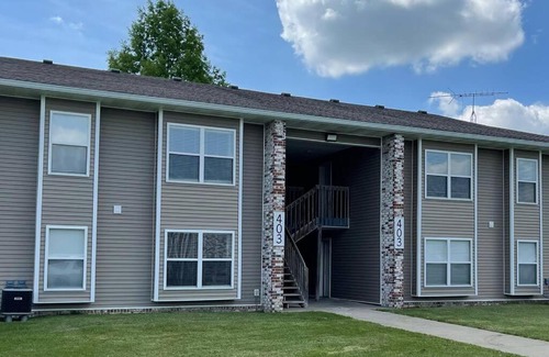 Hamilton Apartment | The Mary Lou - 2 Bedroom Apt in Quilt Town, USA