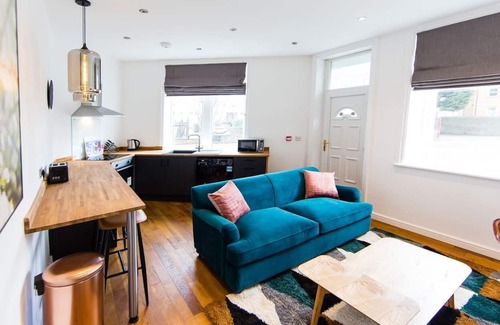 Shipley Apartment | The Mill Suite at Salts House