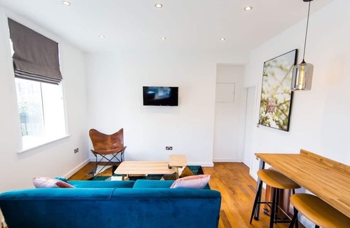 Shipley Apartment | The Mill Suite at Salts House
