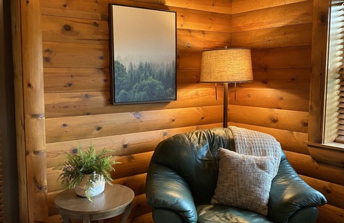 Cherokee Cabin | The Miller Family Lodge