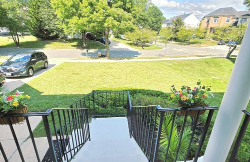 Upper Marlboro House | The Mirror .nSpacious & Luxury 4-bedroom house in charming Upper Marlboro/DMV