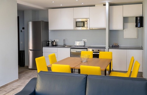 Ransol Apartment | THE MIRROR & SPA by Elegant Residences
