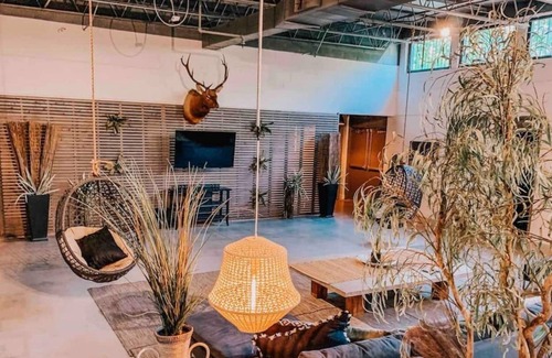 East Side Villa | The Modern Bohemian Villa - Hot tub - 8 bedroom