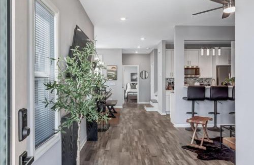 Winchester House | The Modern Mainstay at Barefoot Bay