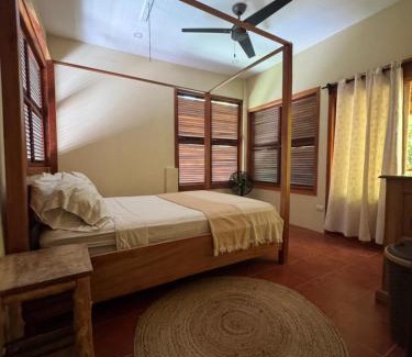 El Gigante House | The Monkeys Nest