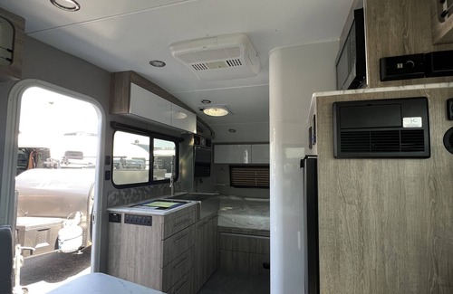 Belleview House | The Most High Quality ~ High Advanced 2023 Travel Trailer