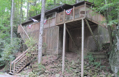 Mill Ridge Cabin | THE MOUNTAINS ARE CALLING you all to Two Rock Treehouse a Cozy Mountain Cabin🧡