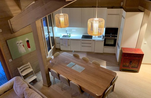 Saint-Etienne-de-Tinee Ski Chalet | The Nánshān under-roof chalet: spacious, bright and ideally located in Auron.