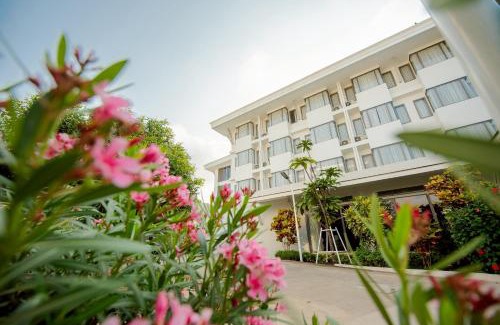 Sattahip Hotel | THE NAVY HOUSE HOTEL