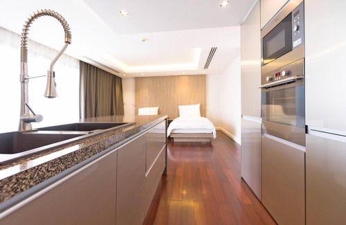 Ko Sire Apartment | The Nchantra Pool Suite Phuket