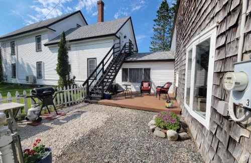 Searsport Apartment | The Nest and Captains Quarters