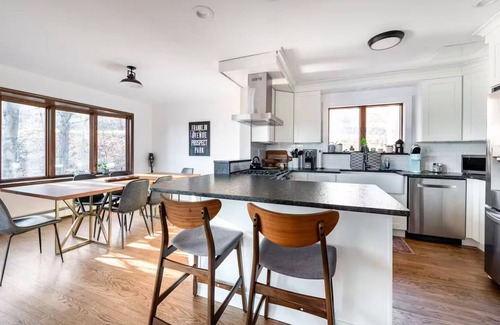 Jeffersonville House | The Nest At Swiss - Lakefront Luxury In The Catskills