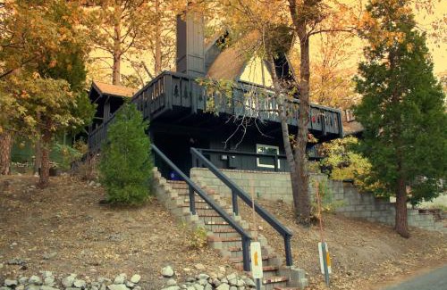 Arrowbear Lake House | The Nest