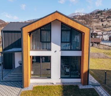 Borsa House | The NEST Villa