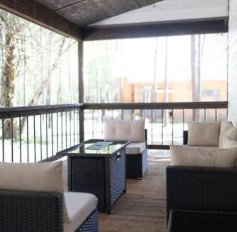 Broken Bow House | The NEW Luna Lodge in Broken Bow