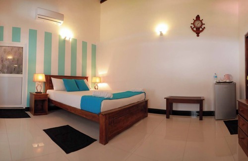 Galewela Bed & Breakfast | The Nilambara Lake View
