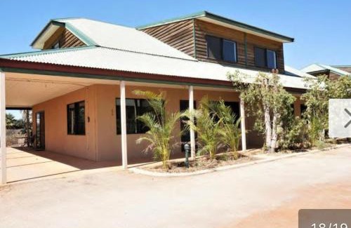Exmouth Villa | The Ningaloo breeze villa 6