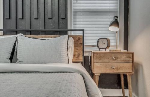 Central Oklahoma City House | The Noir