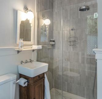 Shrewton Apartment | The Nook at Henge Estate