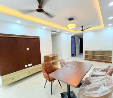 Chittaranjan Hotel | The Nuvon Residency CR Park