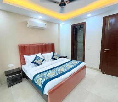 Chittaranjan Hotel | The Nuvon Residency CR Park
