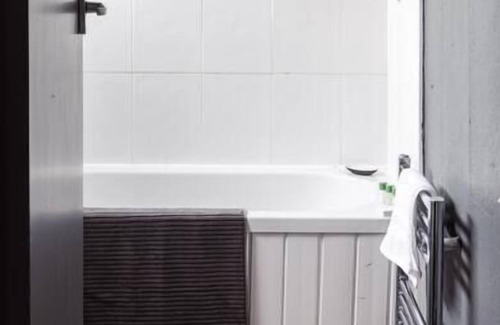 Oadby Apartment | the Oadby Townhouse