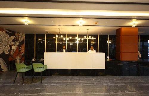 Kalaburagi Hotel | The Oaks Elite