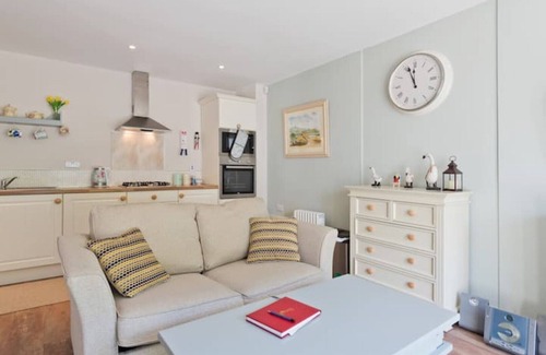 Ashford Cottage | The Oaks Secluded Cosy Cottage near Ashford