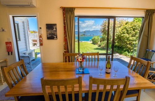 Collingwood House | The Old Bakery - Collingwood Holiday Home